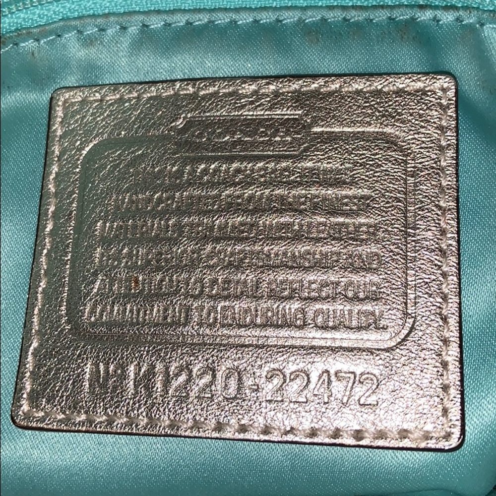 Used Coach purse - Picture 2 of 6